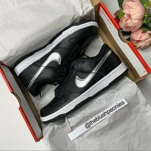 Nike Dunk Low NWT